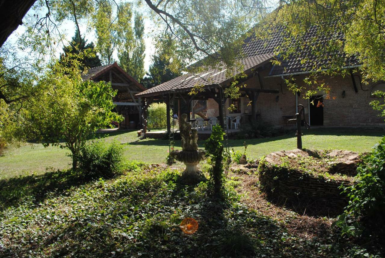 Gite Evidence Varennes-sur-le-Doubs エクステリア 写真
